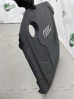 Audi / A6 / Декоративная крышка двигателя