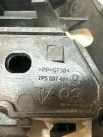 Porsche / Cayenne / Кронштейн бампера