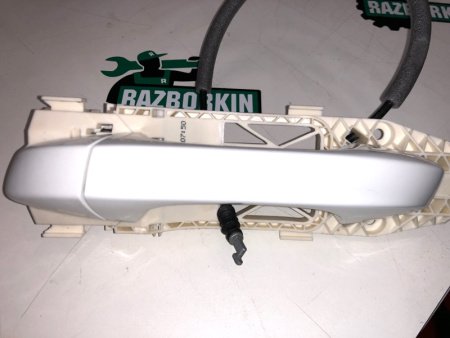 Volkswagen / Touareg / Ручка двери внешняя