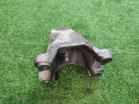 Volkswagen / Touareg / Кронштейн двигателя