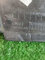 Audi / Q5 / Молдинг двери