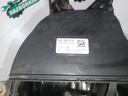 Mercedes-Benz / GLC 250d 4-matic / Корпус воздушного фильтра