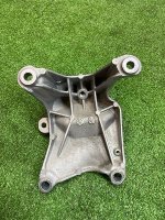 Audi / Q8 / Опора двигателя