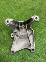 Audi / Q8 / Опора двигателя