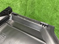 BMW / 3-Series / Накладка жабо