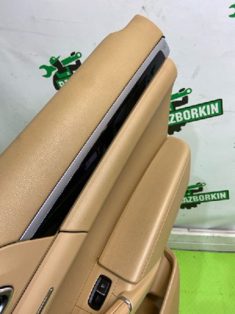 Porsche / Cayenne / Обшивка двери