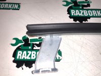 Ford / EXPLORER / Направляющая стекла двери