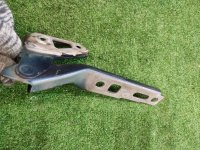 Audi / Q7 / Петля капота