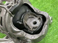 Audi / A6 / Кронштейн подрамника