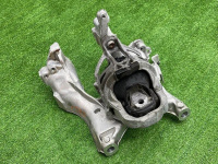 Audi / A7 / Кронштейн подрамника