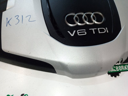 Audi / A6 / Декоративная крышка двигателя