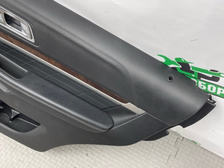 Ford / EXPLORER / Обшивка двери