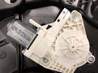 Volkswagen / Touareg / Стеклоподъемный механизм