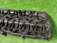 Volkswagen / Touareg / Клапанная крышка