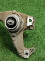 Audi / Q7 / Кронштейн опоры двигателя