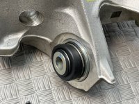 BMW / 3-Series / Кулак поворотный