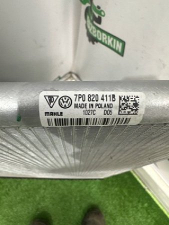 Volkswagen / Touareg / Радиатор кондиционера