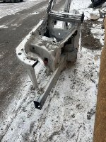 BMW / X5 / Лонжерон