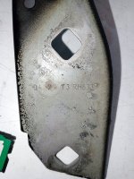 Porsche / Cayenne / Петля капота