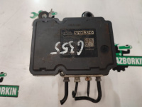 Volvo / S60 / Блок ABS