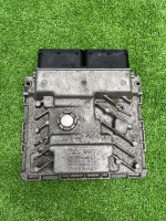 Audi / A4 / Блок управления двигателем