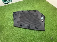 Audi / A6 / накладка торпедо