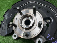 Ford / EXPLORER / Кулак поворотный