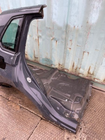 Volkswagen / Tiguan / Крыло