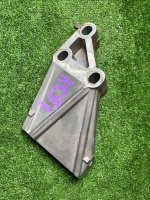 Ford / EXPLORER / Кронштейн двигателя