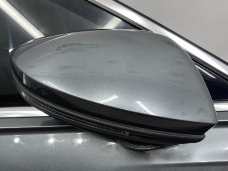 Audi / A6 / Зеркало заднего вида боковое