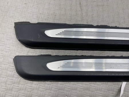 BMW / M6 / Накладка порога