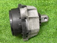 BMW / 7-Series / Подушка двигателя