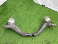 Porsche / Cayenne / Кронштейн опоры двигателя