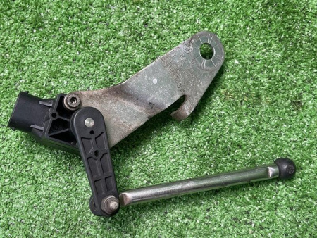 BMW / M6 / Датчик дорожного просвета