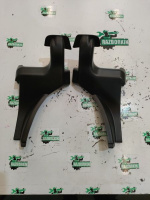 Land Rover / Range Rover Sport / Накладка петли багажника