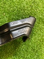 Audi / A6 / Кронштейн