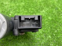 Audi / Q7 / Моторчик люка