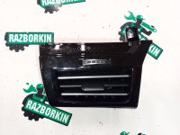 Volkswagen / Touareg / воздуховод