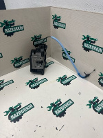 BMW / X1 / Замок двери