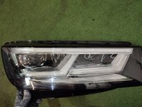 Audi / Q5 / Фара