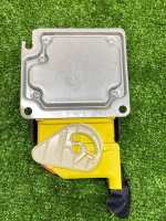 Audi / A6 / Блок управления подушками безопасности