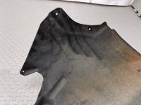 Volkswagen / Touareg / Подкрылок