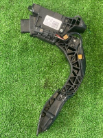 Audi / A6 / Педаль газа