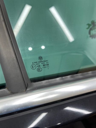 Volkswagen / Tiguan / Дверь боковая