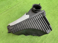 Volkswagen / Touareg / Корпус воздушного фильтра Volkswagen / Touareg / Корпус воздушного фильтра