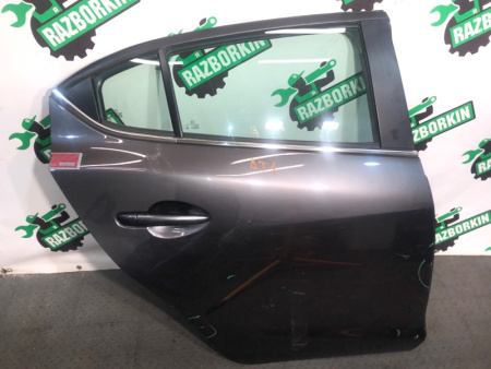 Mazda / 3 / Дверь боковая
