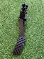 Volkswagen / Tiguan / Педаль газа