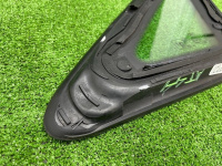 Audi / A4 / Стекло заднего крыла