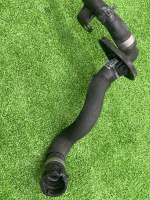 Audi / A6 / Трубка системы охлаждения