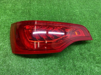 Audi / Q7 / Фонарь задний